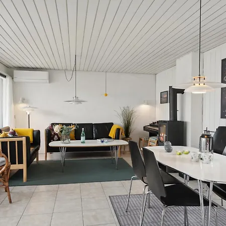 Holiday home Awesome In Pandrup With Kitchen