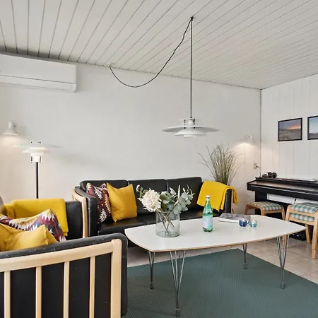 Holiday home Awesome In Pandrup With Kitchen *