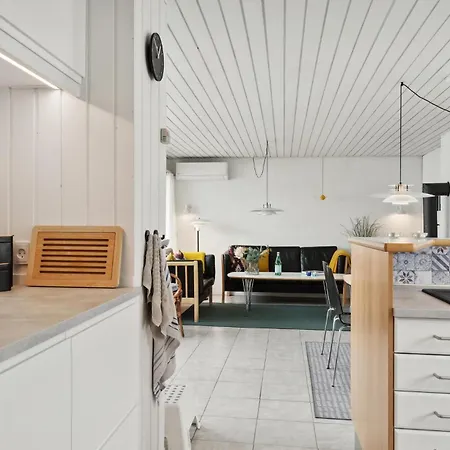 Awesome In Pandrup With Kitchen Holiday home Rodhus